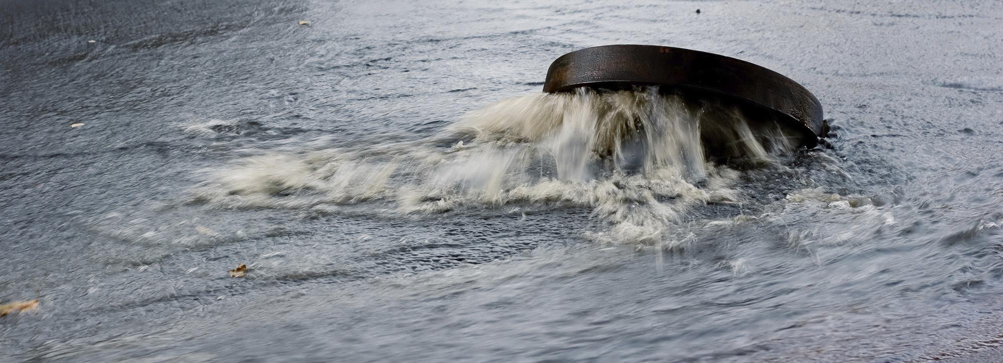 picture of floods on roads